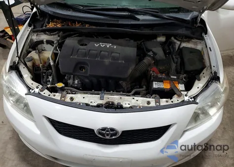 2010 Toyota Corolla Base z USA, uszkodzony, nr VIN 2T1BU4EE1AC328480